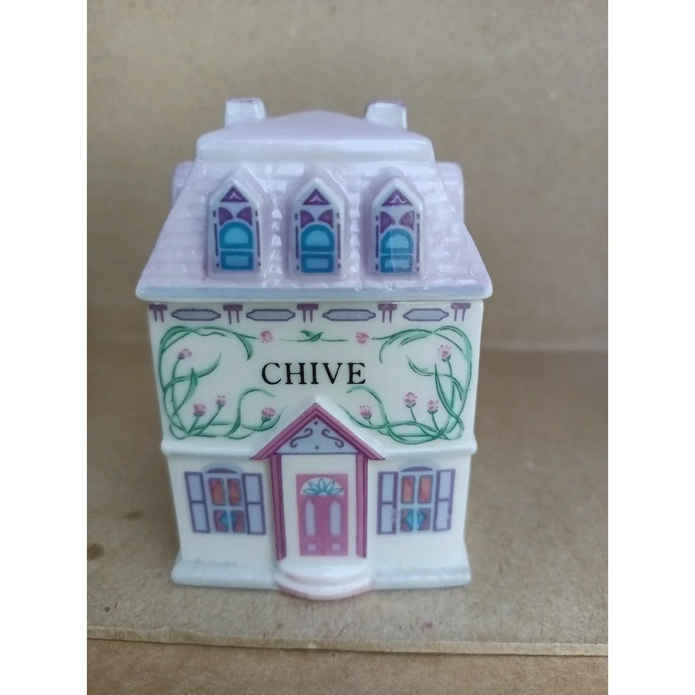 Vintage 1989, Lenox, spice village CHIVE house, spice jar, porcelain, cottage - Picture 1 of 7